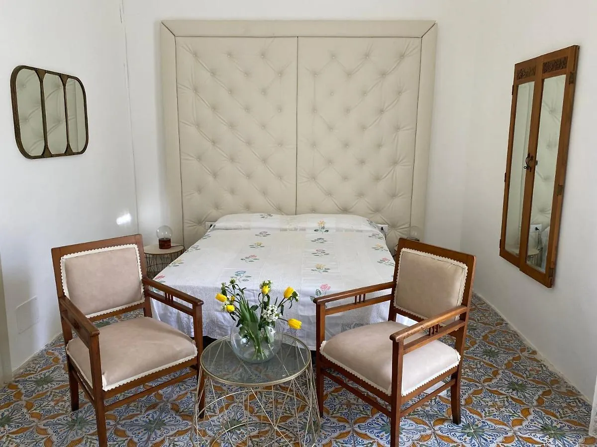 Bianca Rooms Noto Italia
